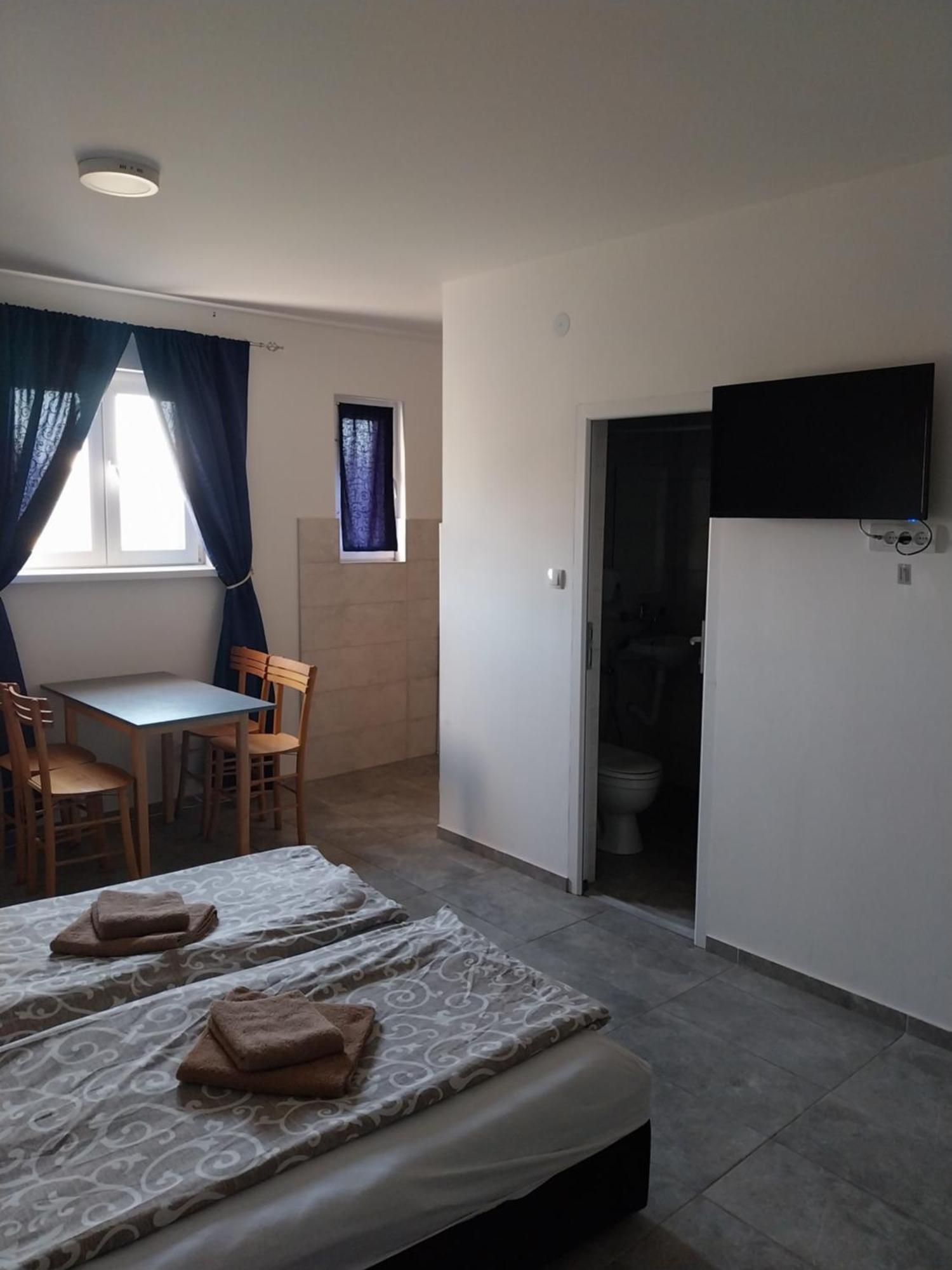 Libero Apartmani Surčin Exterior foto