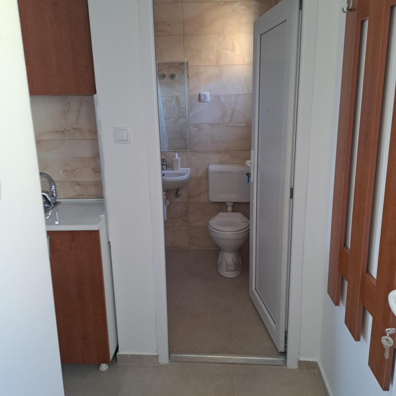 Libero Apartmani Surčin Zimmer foto