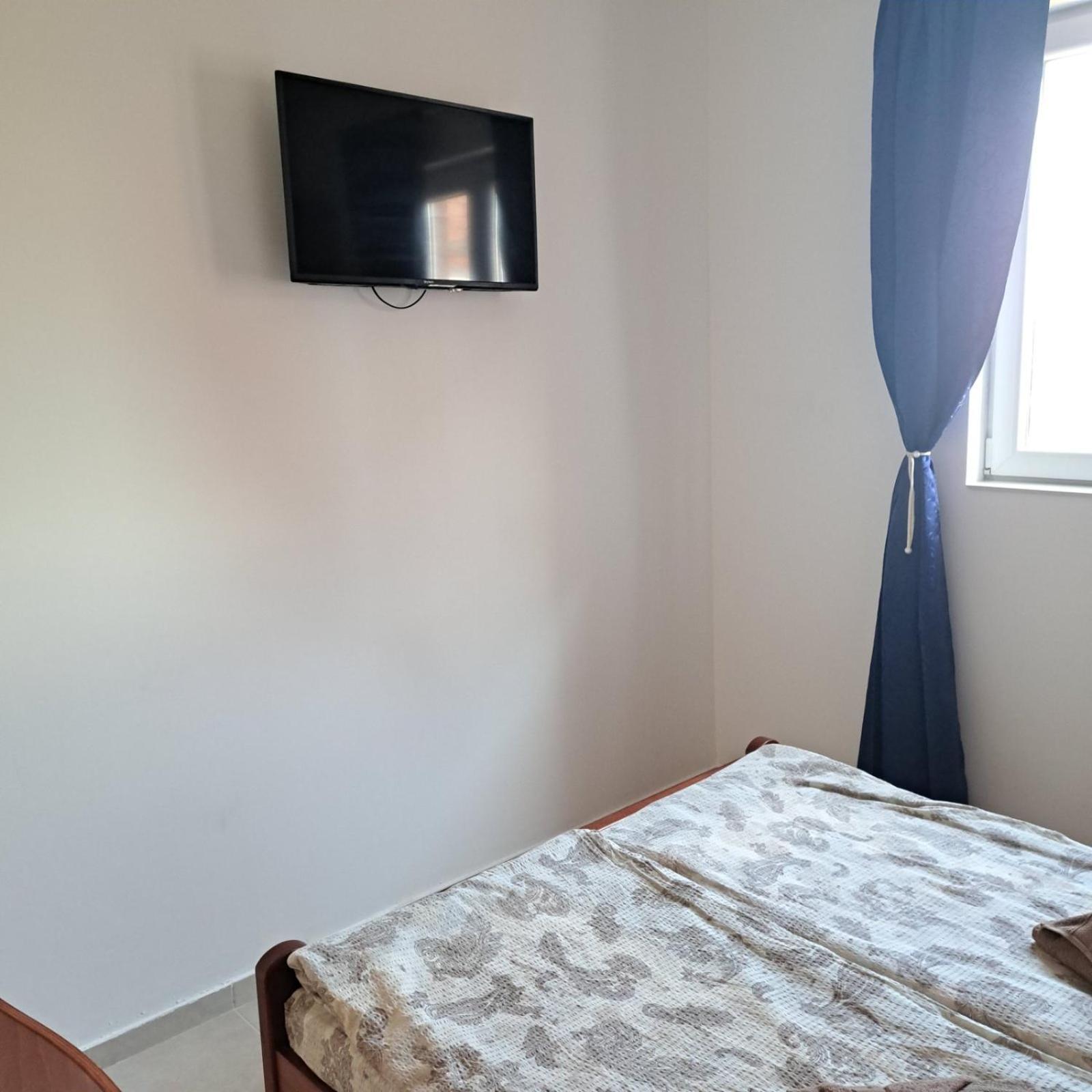 Libero Apartmani Surčin Zimmer foto