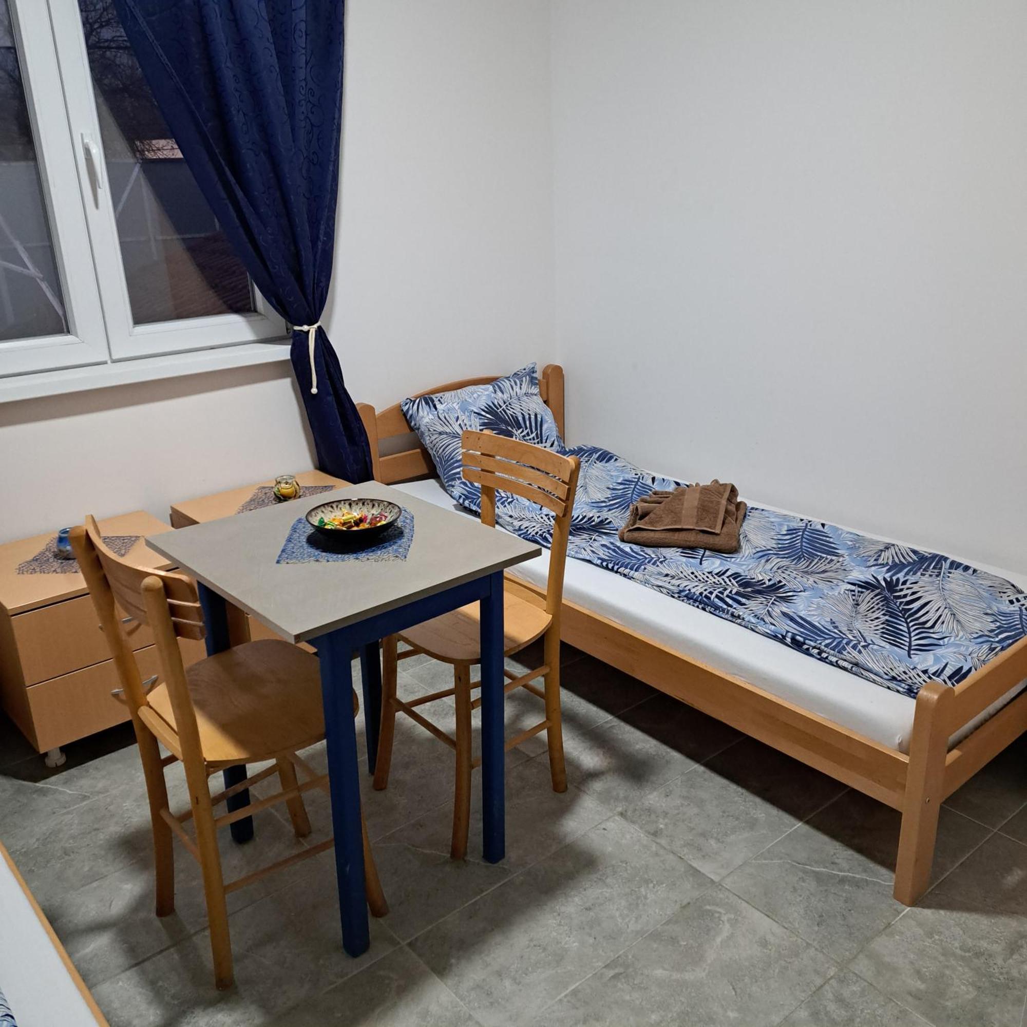 Libero Apartmani Surčin Exterior foto