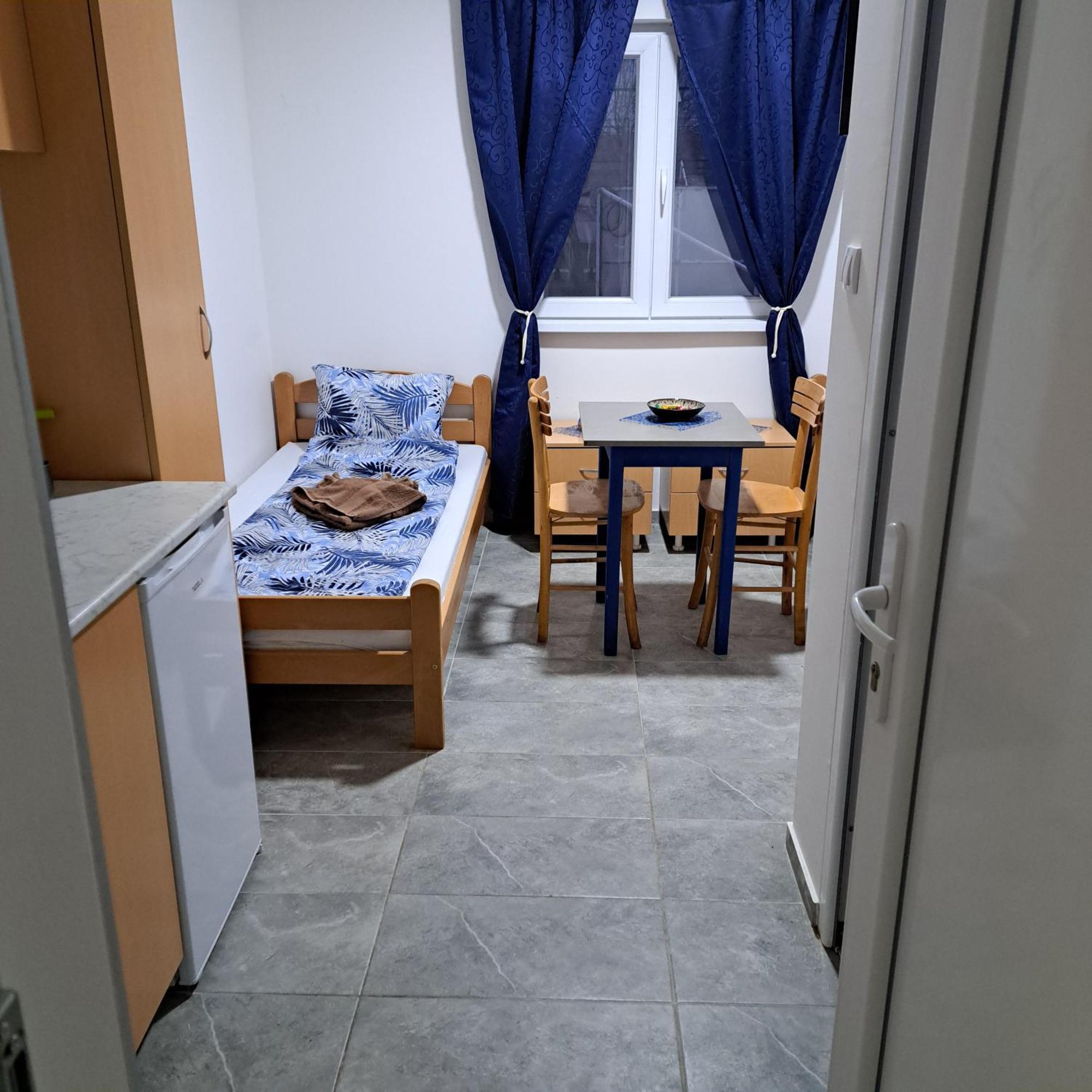 Libero Apartmani Surčin Exterior foto